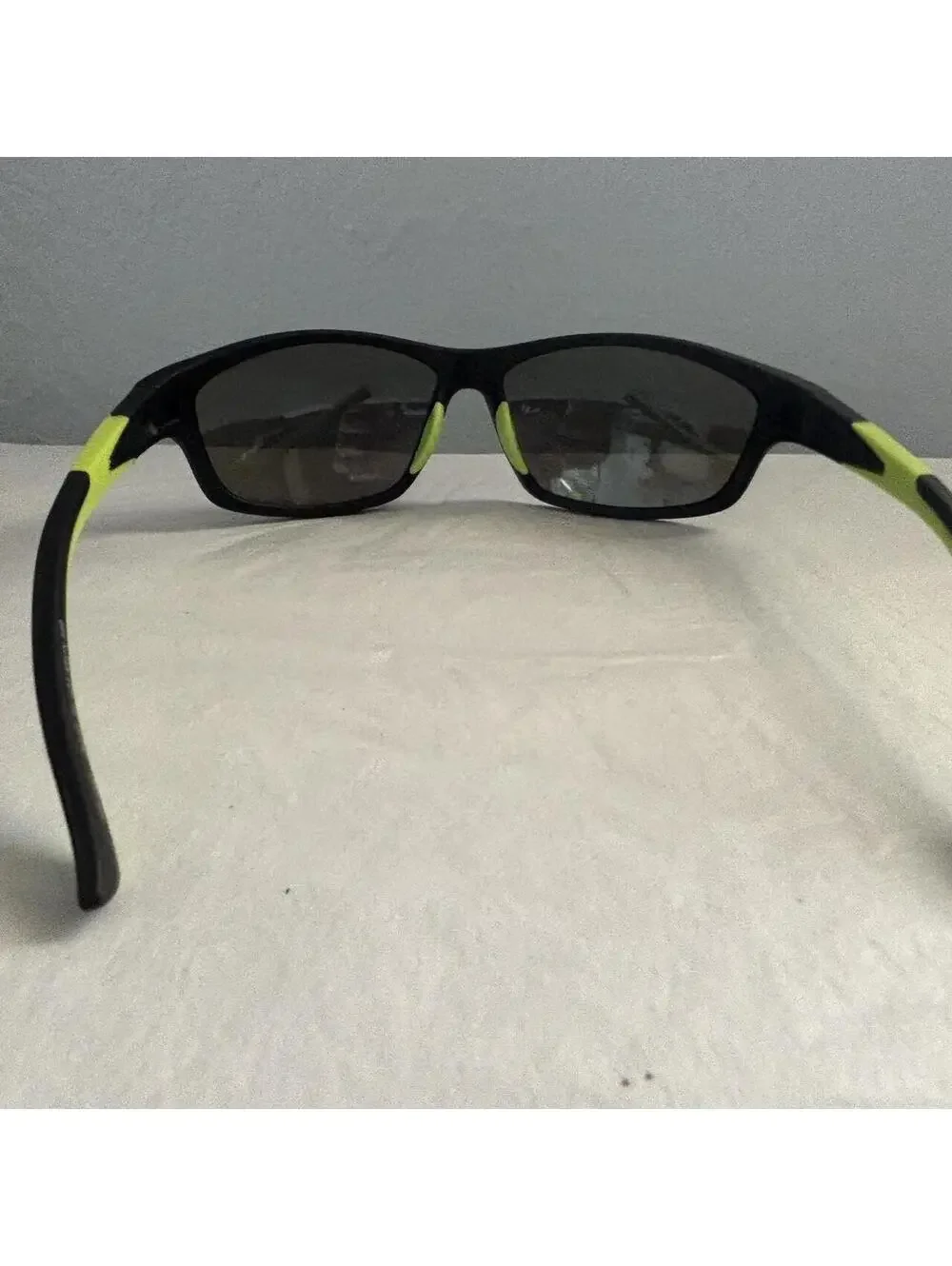 Body Glove Men's Multi and Black Sunglass